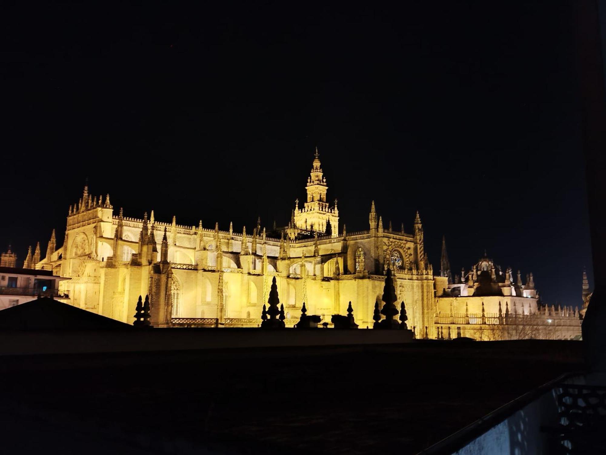Suite Apartament Cathedral セビリア エクステリア 写真